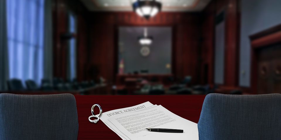 divorce-3194994__480