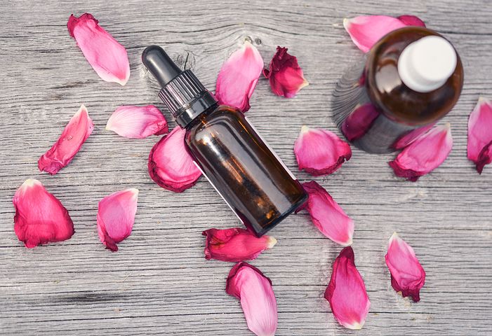 essential-oils-2535611__480