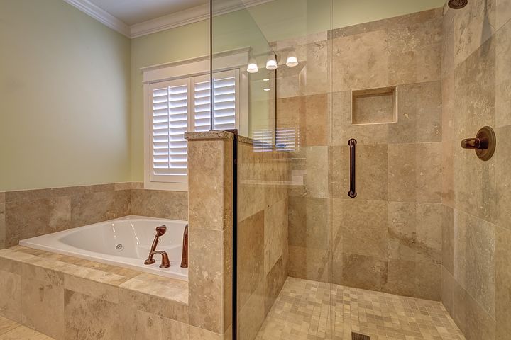 bathroom-389262__480