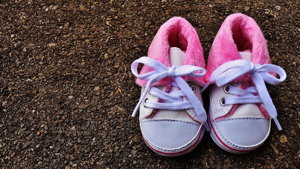 baby-shoes-1796583_960_720